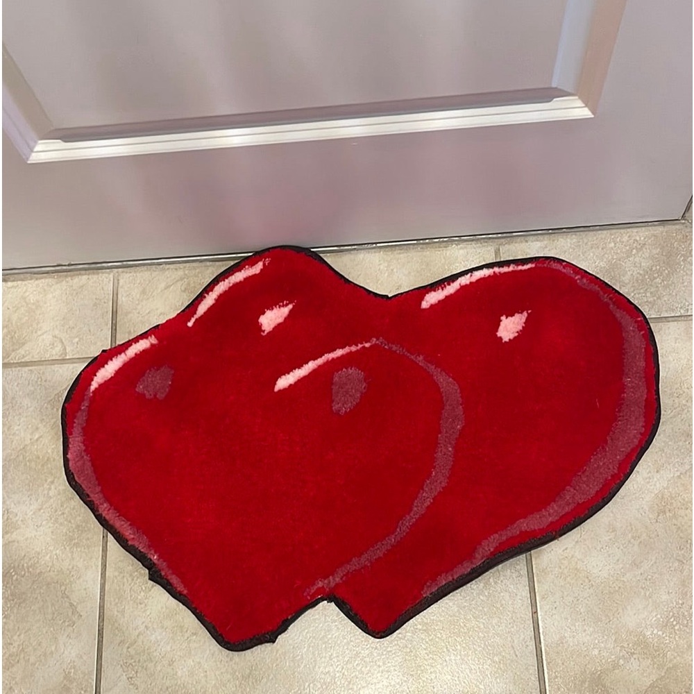 These rugs are tufted.